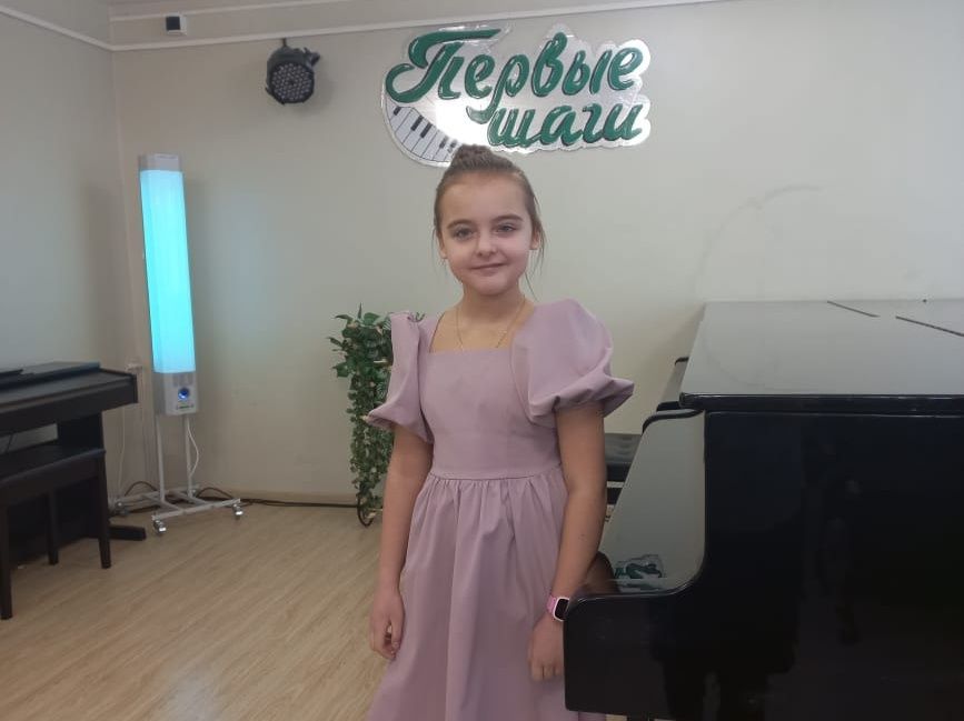 Карпинская пианистка достойно выступила на окружном конкурсе «Первые шаги»