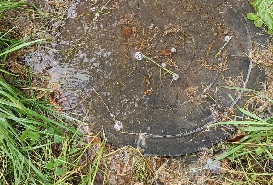 На Лермонтова коммунальщики откачали воду из затопленных колодцев