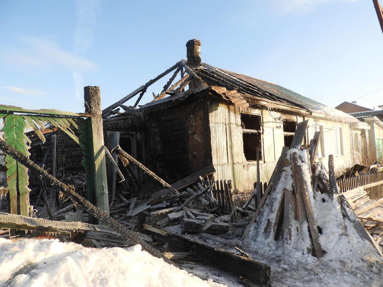Люди просят о помощи: пожар уничтожил все имущество 
