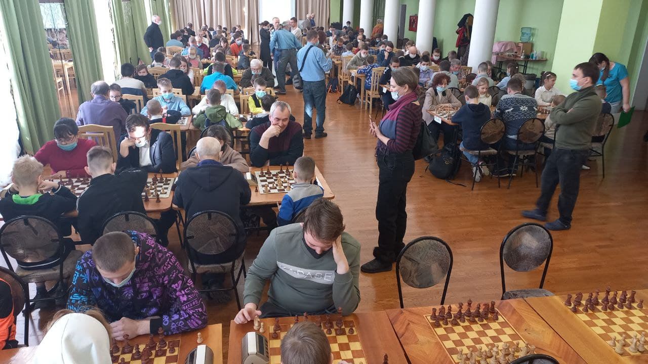 128 шахматистов сыграли во Дворце на шестом Мемориале Ивана Граматика 