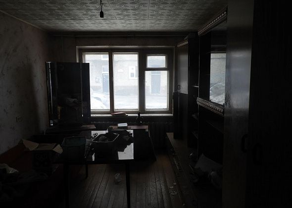 Жильцы благоустроенного дома жалуются на пустую квартиру