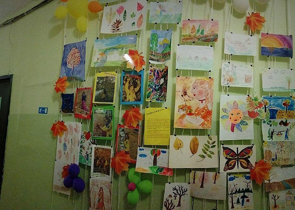Соцработники организуют выставку детских рисунков