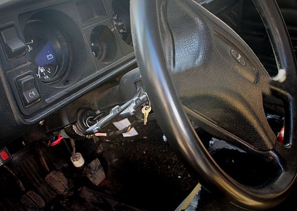 В Карпинске осудили двух несостоявшихся автоугонщиков
