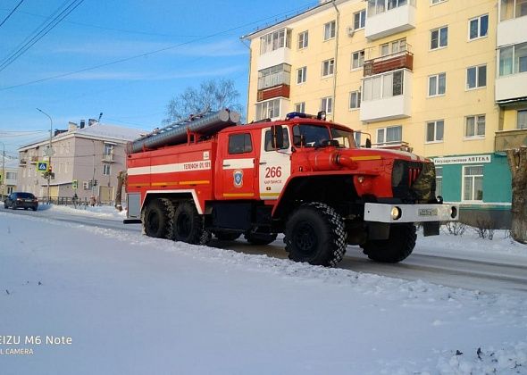 В Карпинске проверили, уступают ли водители пожарной спецтехнике с включенными сигналами