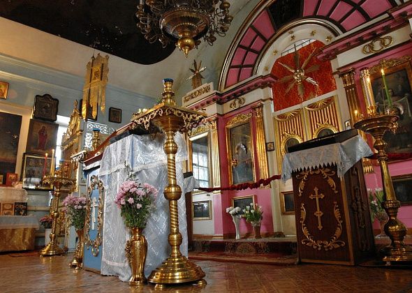 В Храме во имя Казанской иконы Божией Матери начали внутренний ремонт