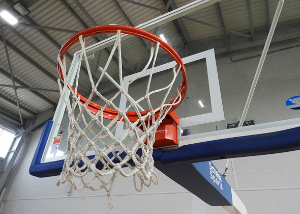 В Карпинске стартует чемпионат по баскетболу