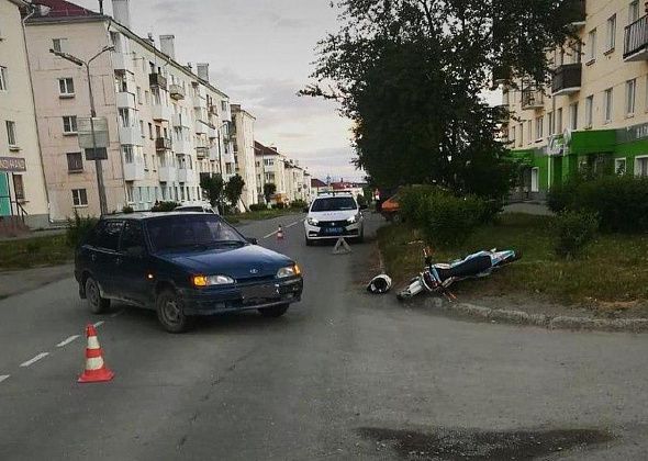 В Карпинске сбили 17-летнего мотоциклиста 