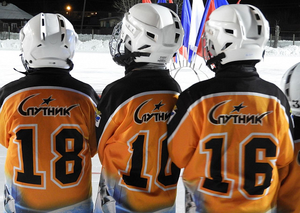 Самые юные хоккеисты "Спутника" начали свое участие областном первенстве
