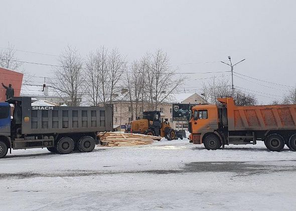В Карпинске наконец-то снесли горку, на которой травмировались дети