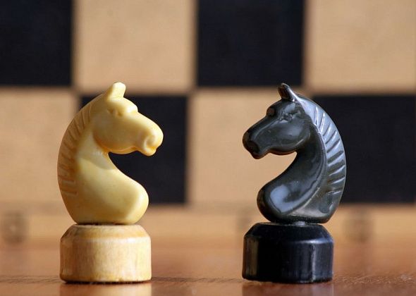 В Карпинске прошли турниры по шахматам