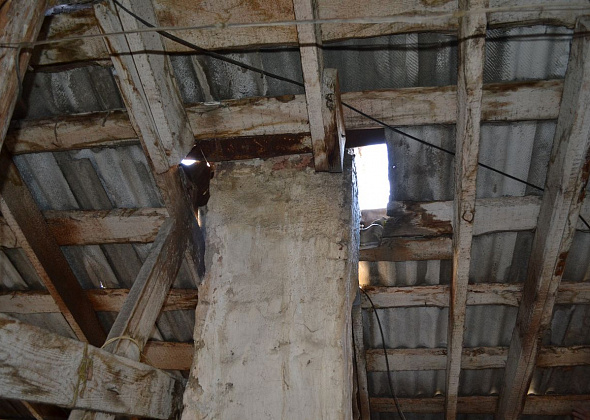 На ремонт крыши двухэтажного дома потратят больше миллиона рублей
