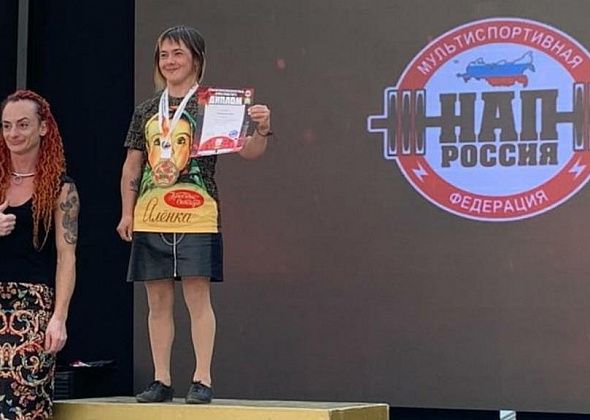 Пауэрлифтер Елена Благовестова стала «элитой» на всероссийских соревнованиях
