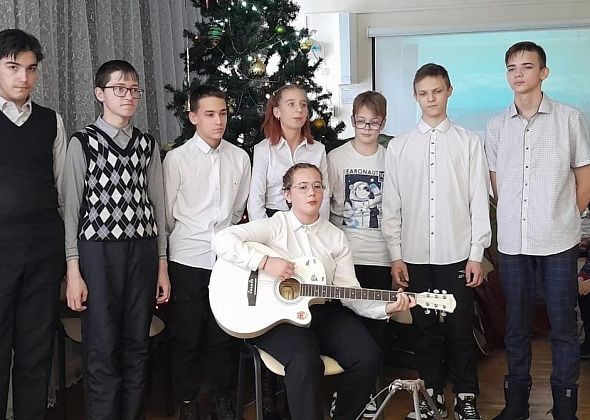 В Карпинске прошел открытый фестиваль бардовской песни «Туристские струны»