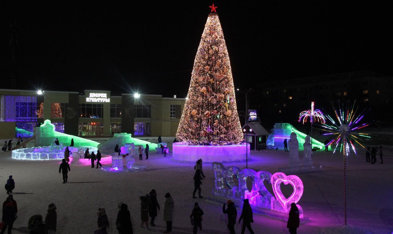 На новогодний городок в Карпинске впервые заложено более трех миллионов рублей