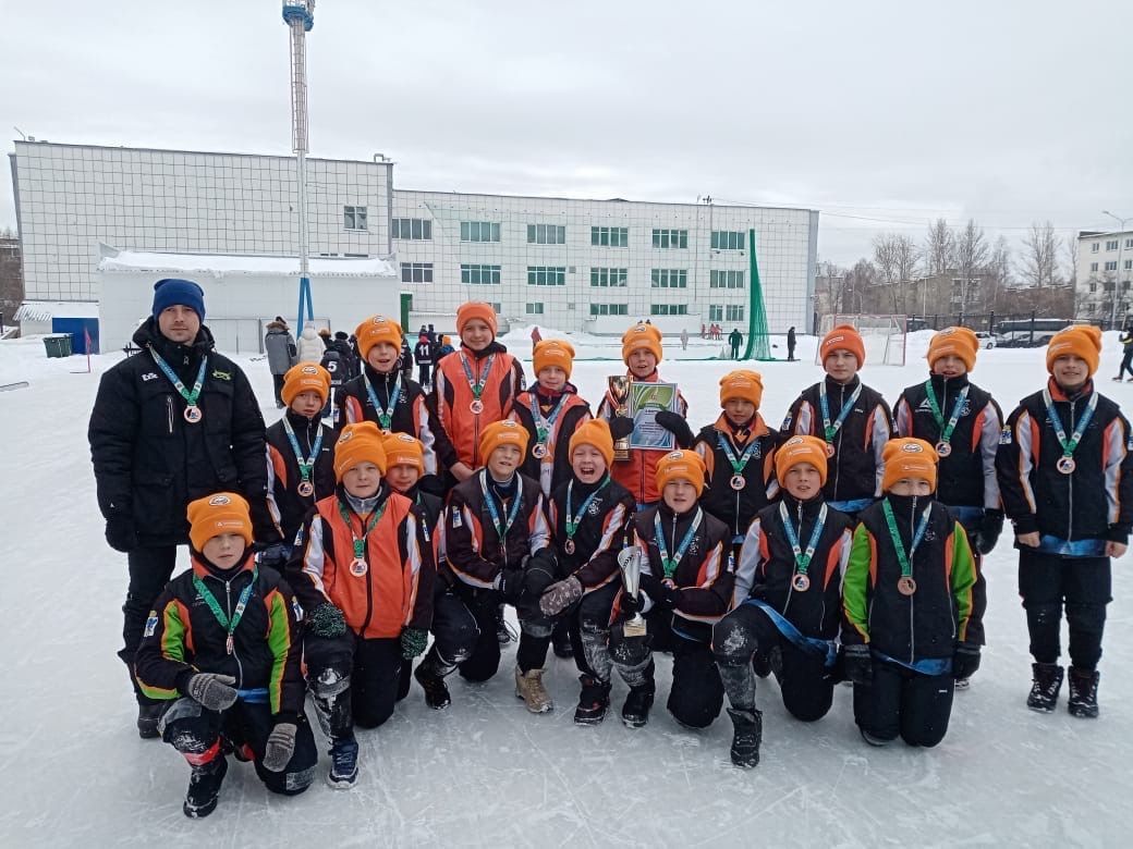 Молодая команда «Спутник» вошла в тройку призеров областного первенства