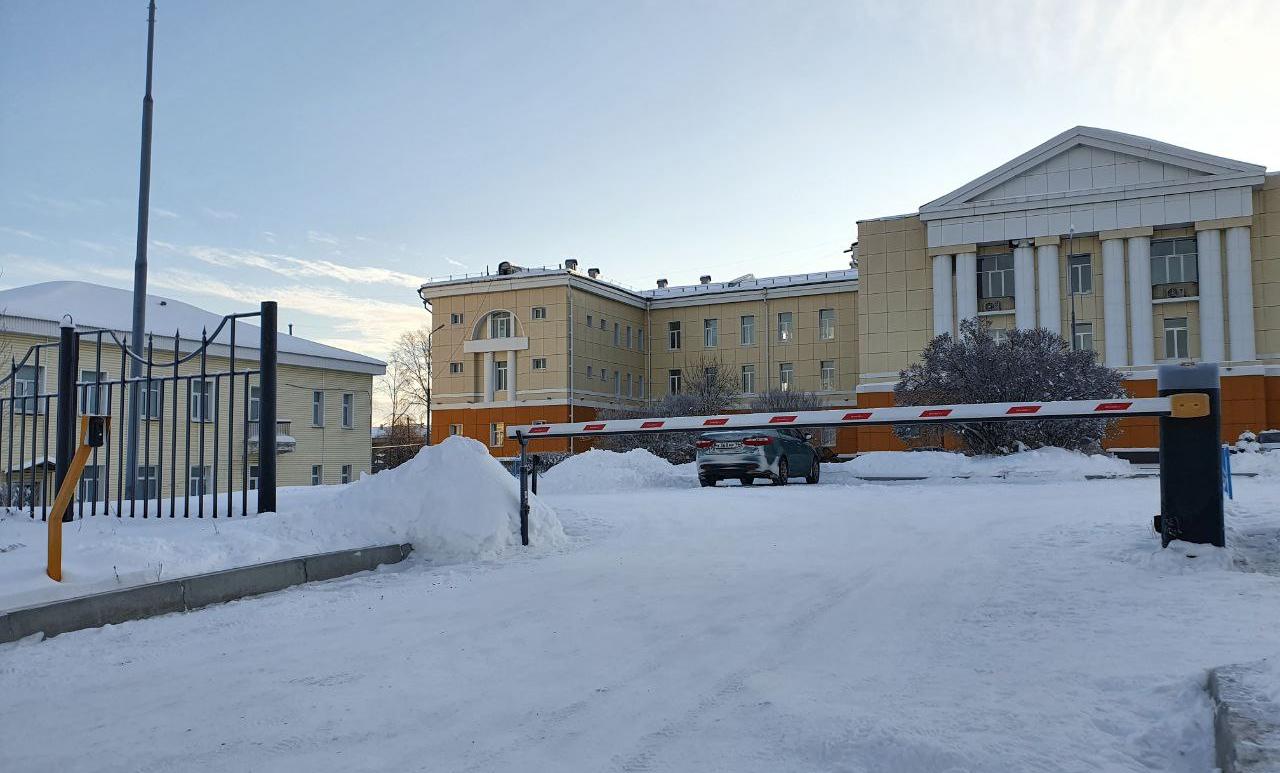 Обморожения, укусы собак и 12 несчастных случаев. Главврач отчитался о работе ЦГБ в праздничные дни