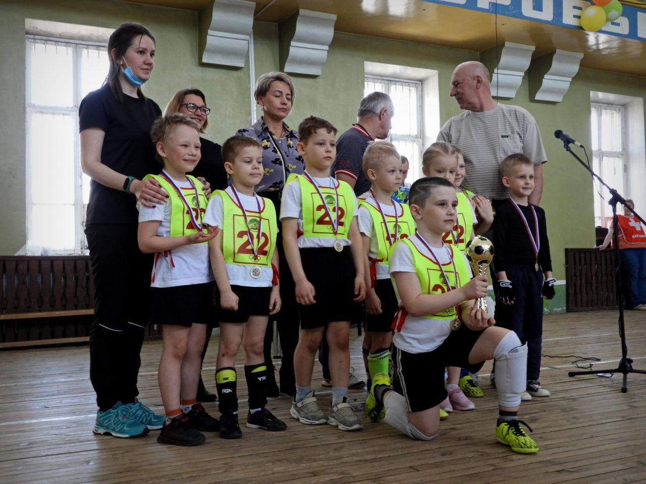 В ежегодном турнире по мини-футболу среди дошколят победила команда детского сада №22