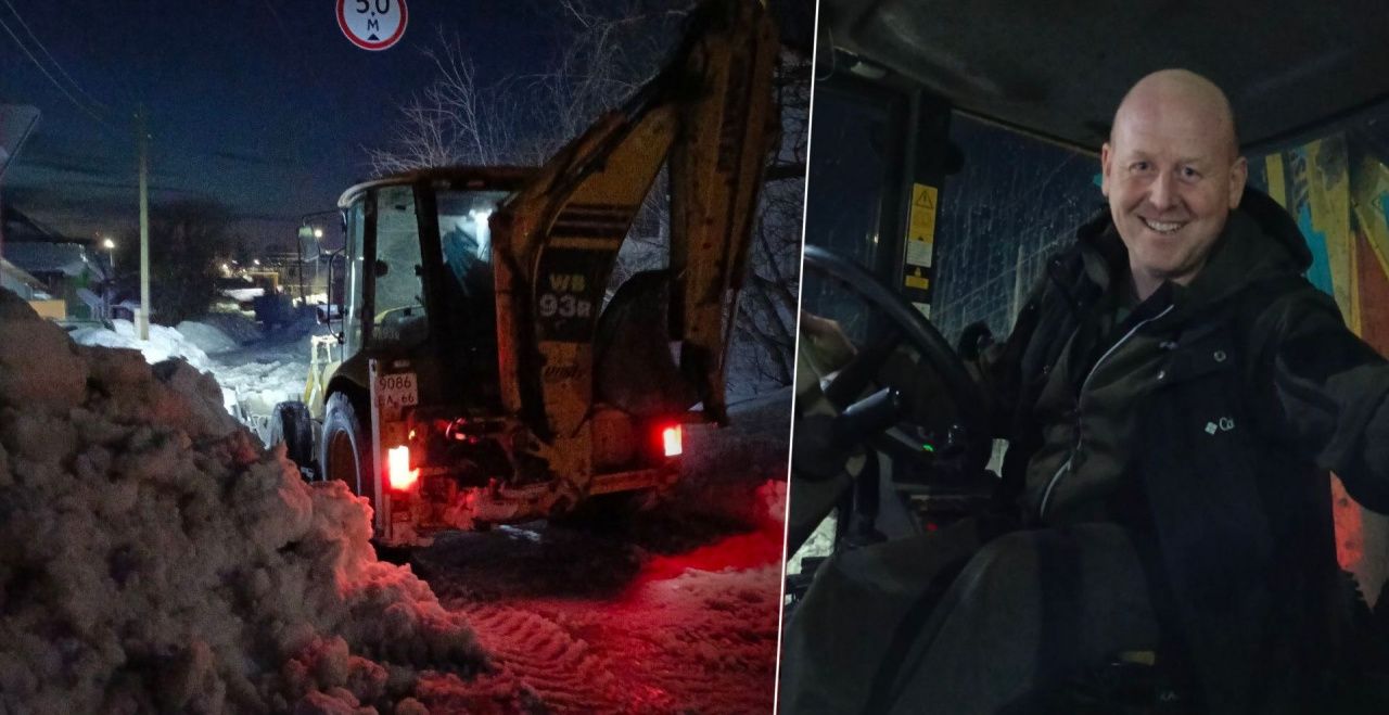 Жители частного сектора благодарят своего депутата, который приехал на тракторе и почистил им снег