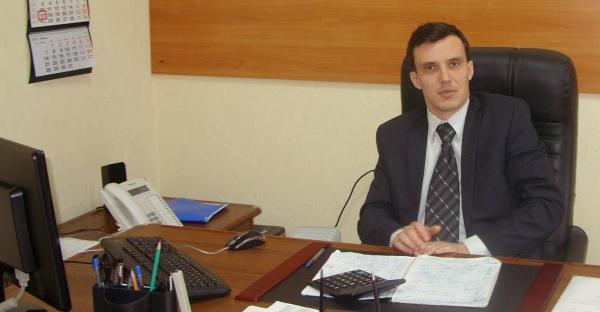 Чиновникам официально представили директора нового коммунального МУПа