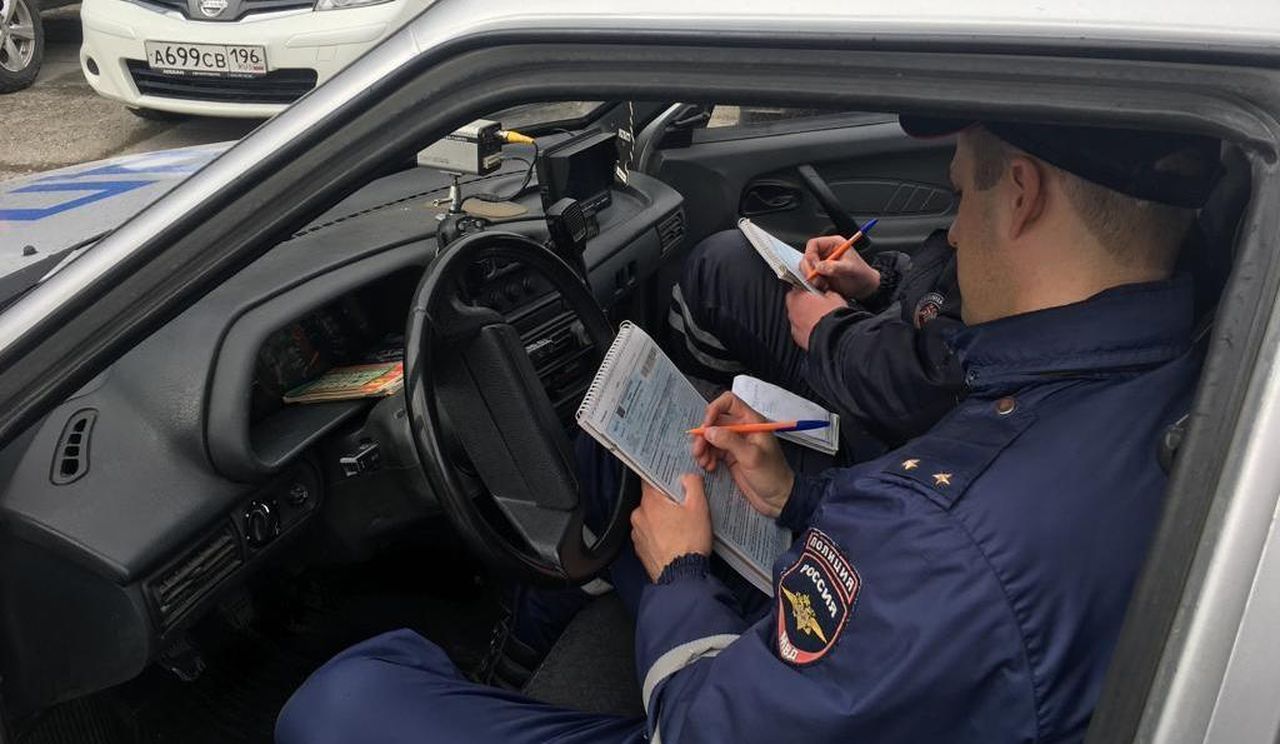 Сотрудники ГИБДД будут скрыто искать бесправников и нетрезвых водителей