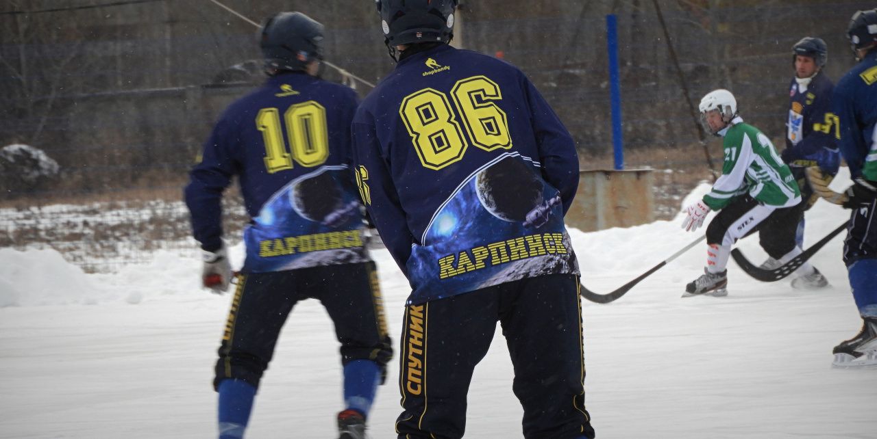 Карпинский «Спутник» вновь победил первоуральцев, но уже на своей территории