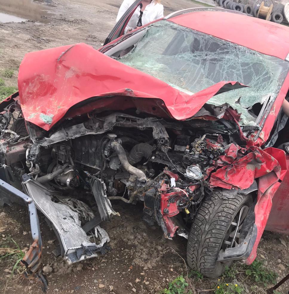 Оглашен приговор водителю Toyota Land Cruiser, из-за которого пострадала семья из Карпинска 