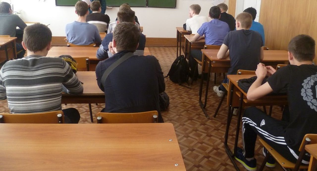 В городе обсуждали проблемы современной молодежи