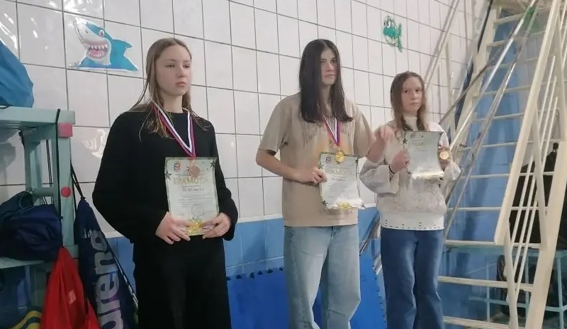 В Карпинске прошло открытое первенство по плаванию