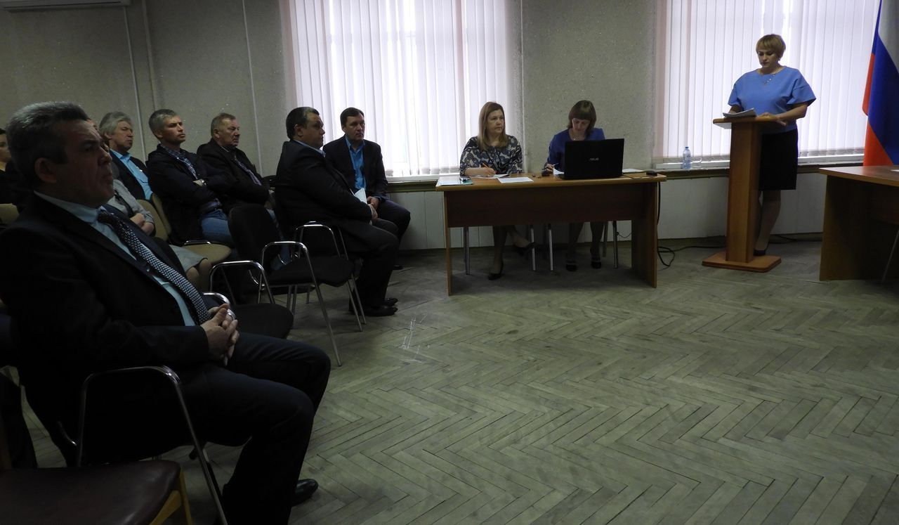 Горожан приглашают на публичные слушания по бюджету и Уставу ГО Карпинск. Приходить в маске