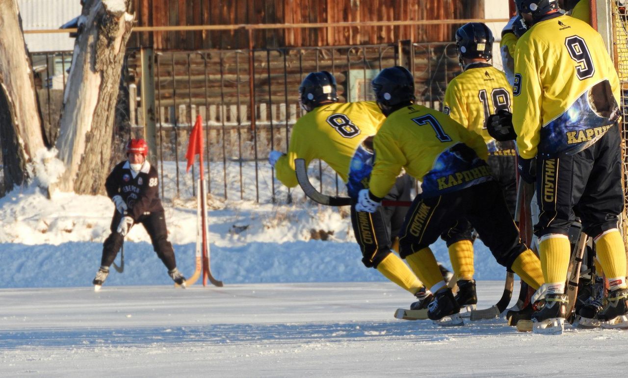 Завтра взрослый «Спутник» играет в Нижней Туре