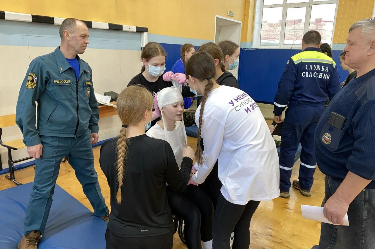 Ученики школы №2 победили в городских соревнованиях санитарных дружин