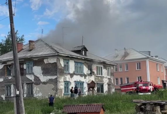 В старом аварийном доме по Лесопильной произошел пожар