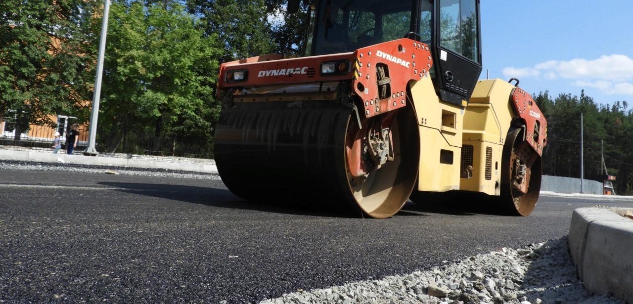 Мэр Карпинска Андрей Клопов поделился планами на ремонт городских дорог