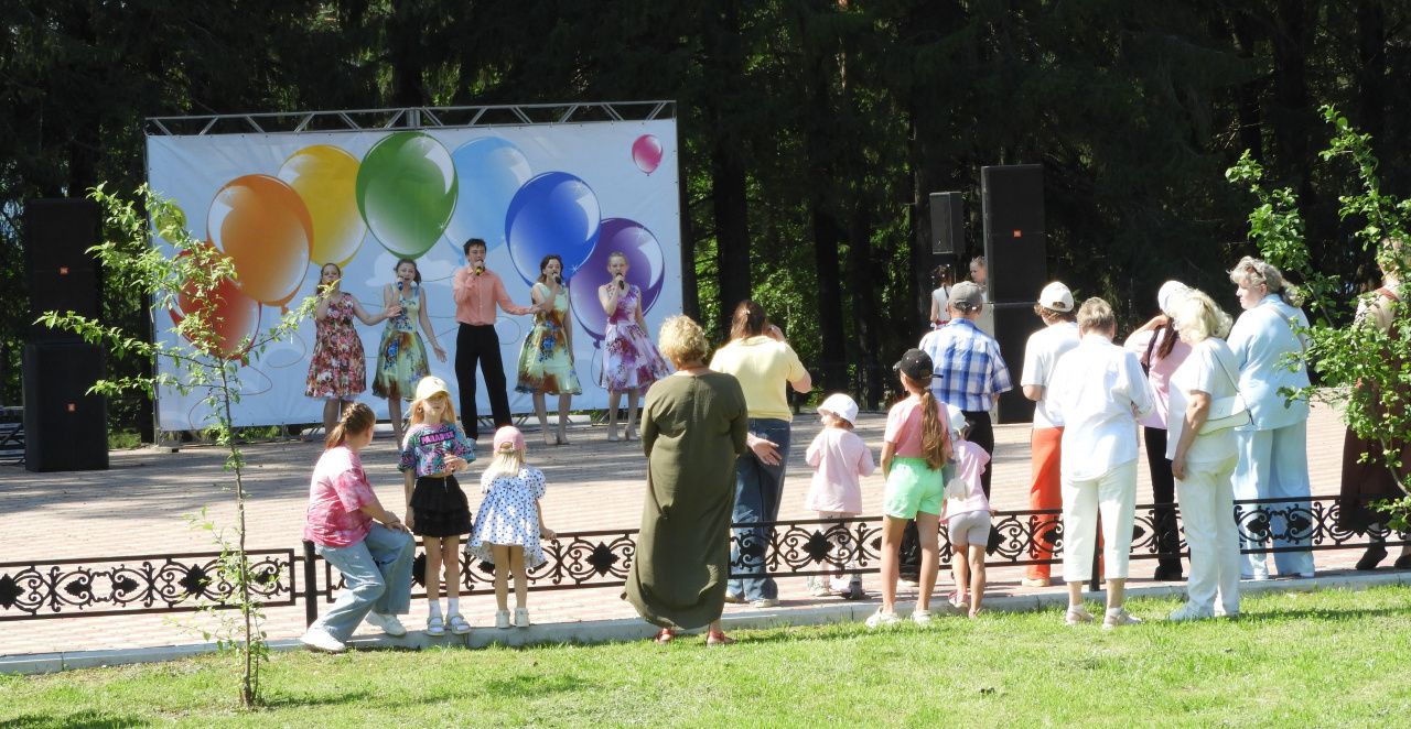 Сегодня в парке ДКУ праздновали День города