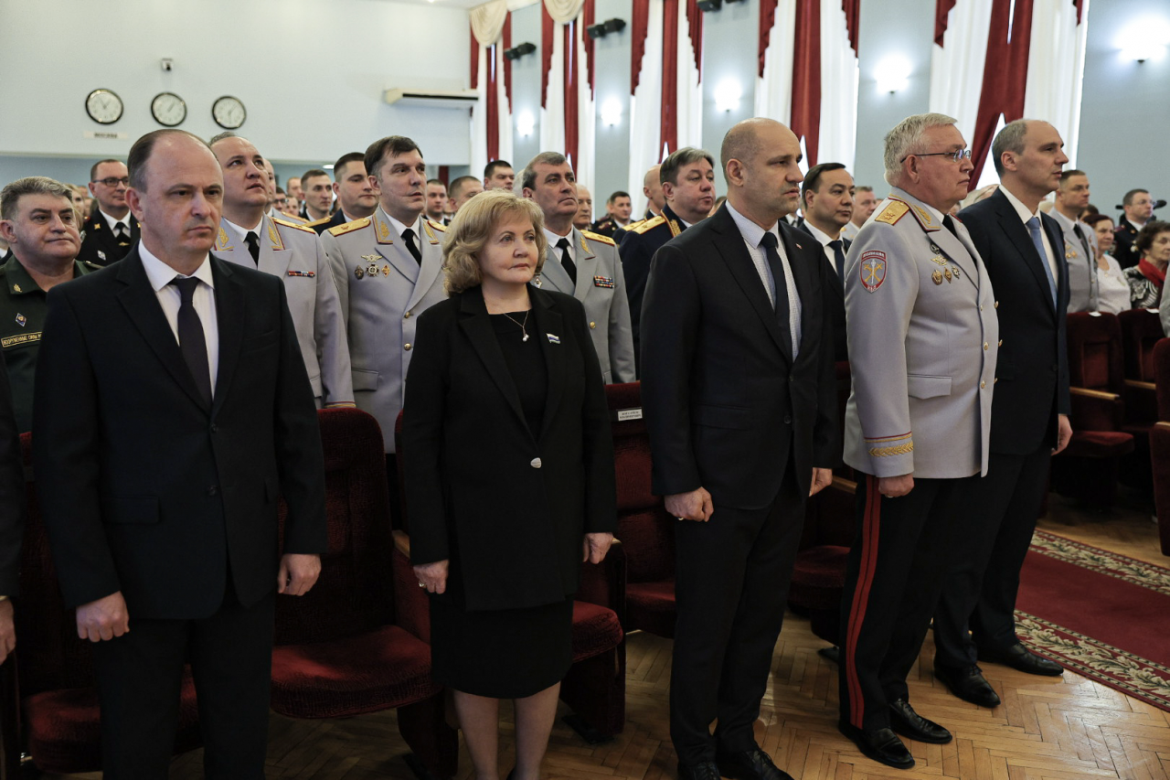 Людмила Бабушкина оценила вклад сотрудников ОВД в обеспечение безопасности уральцев