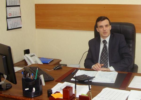 Чиновникам официально представили директора нового коммунального МУПа