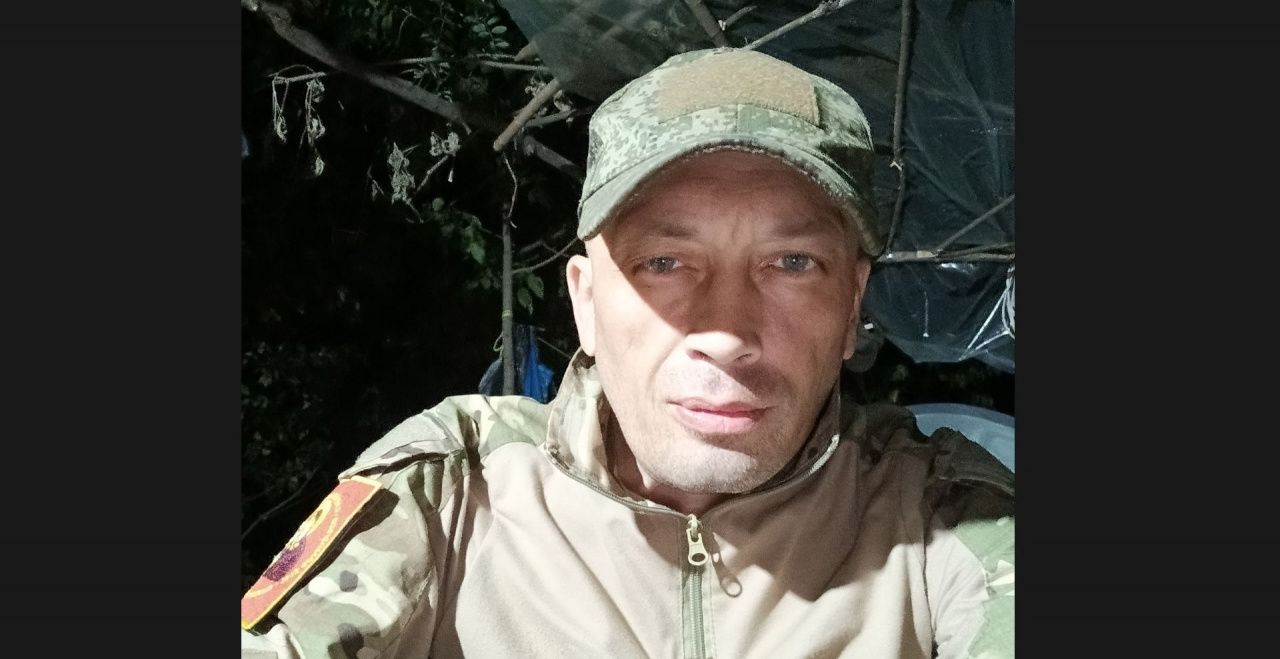 В Карпинске простились с погибшим на СВО Дмитрием Валетовым