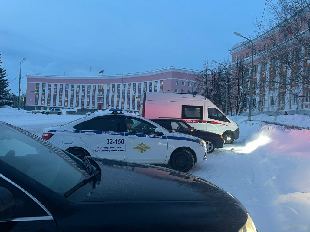 Водителя из Краснотурьинска лишили прав на год за наезд на женщину из Карпинска