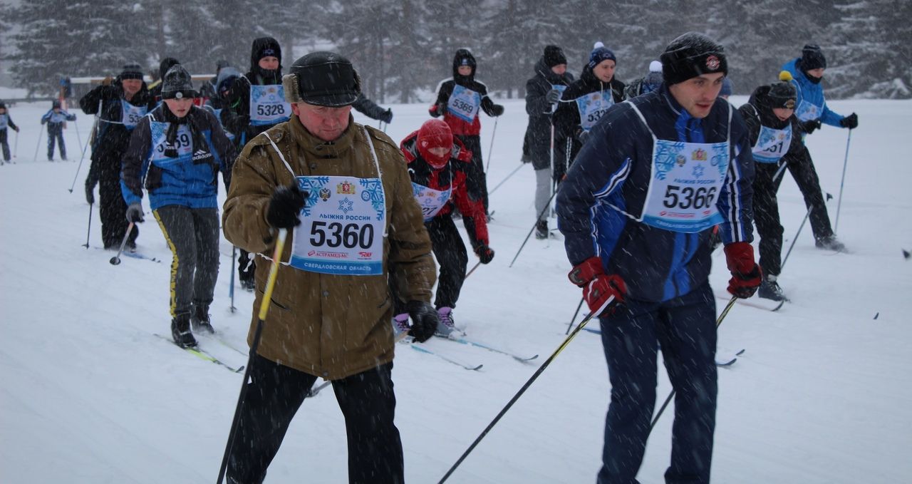 На «Лыжню России» вышли более 400 карпинцев. Как проходило самое массовое спортивное мероприятие зимы