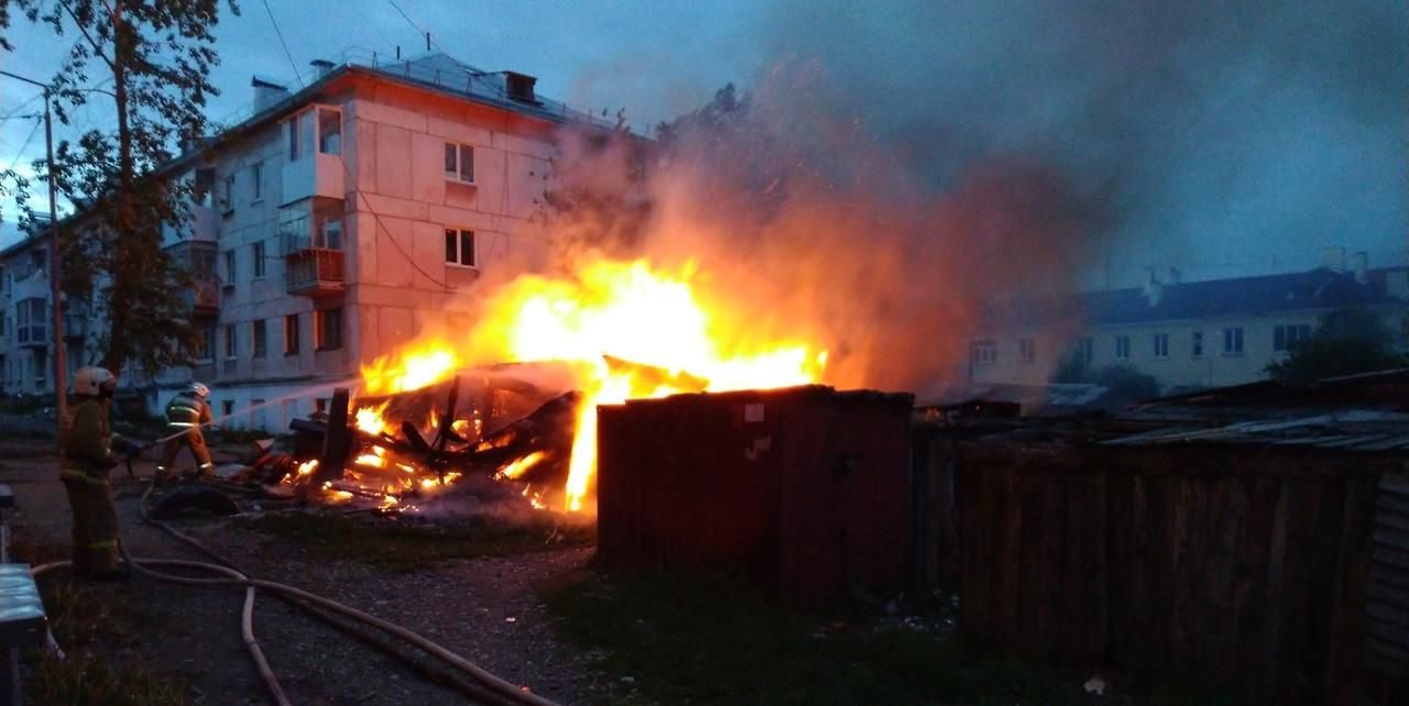 В Карпинске вновь горели сараи