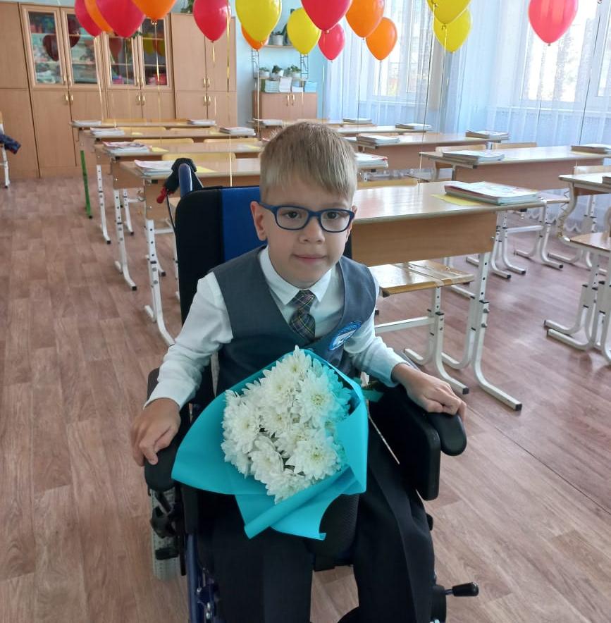 10-летнему Роме из Карпинска нужна реабилитация и помощь неравнодушных людей