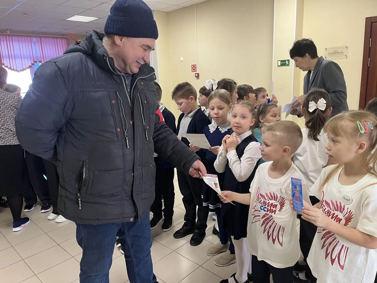 В поселке Сосновка добровольные пожарные провели мероприятие для учеников школы №24