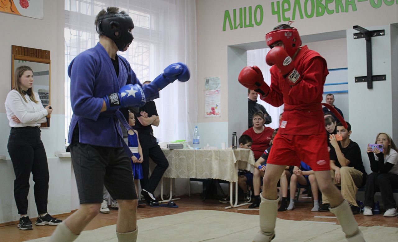 В Карпинске прошел турнир по рукопашному бою