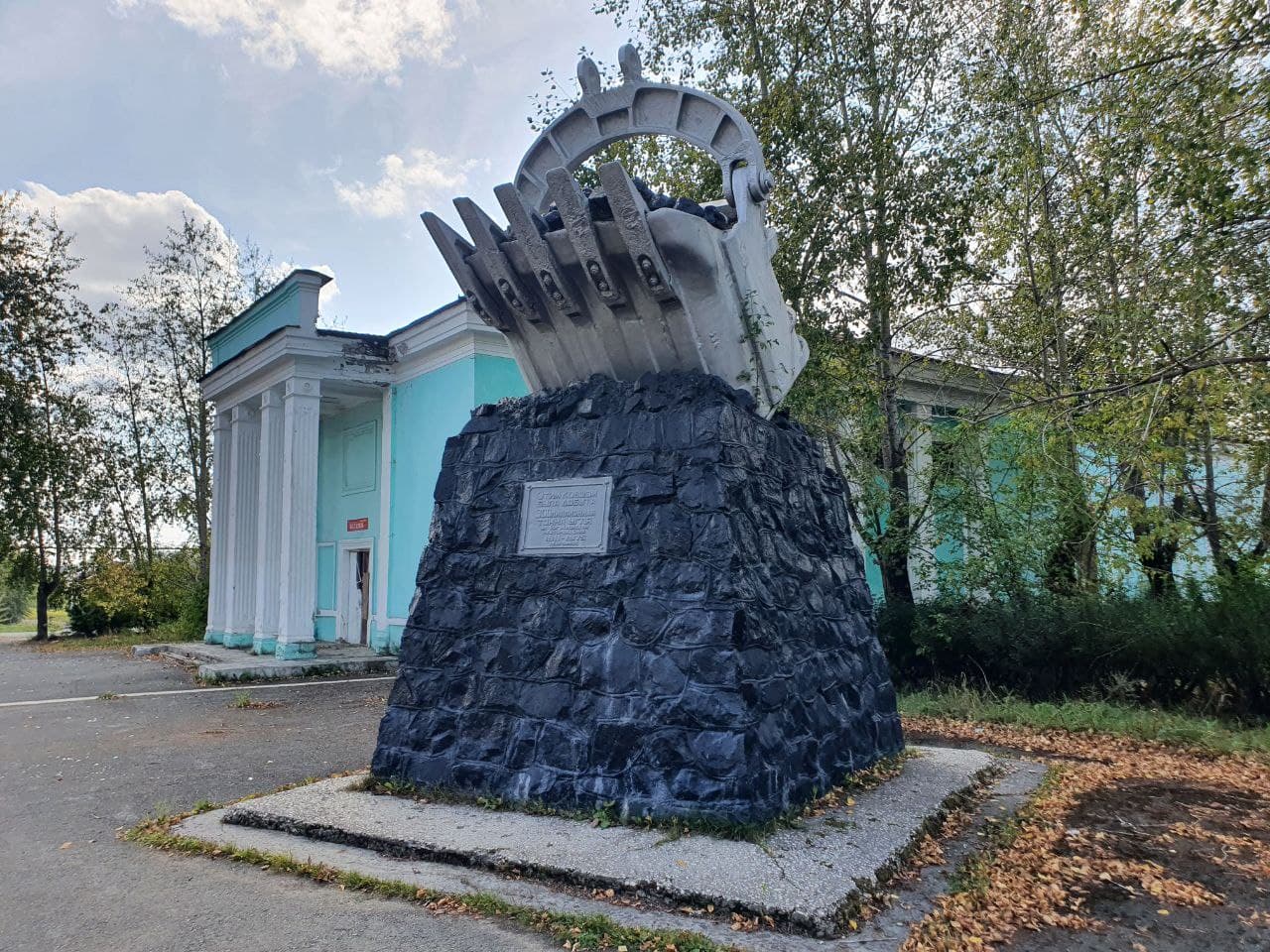 В Карпинске приведут в порядок памятники и обелиски 