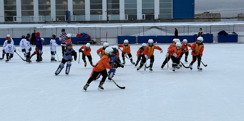 Самый молодой «Спутник» одержал семь побед в семи матчах областных соревнований по хоккею