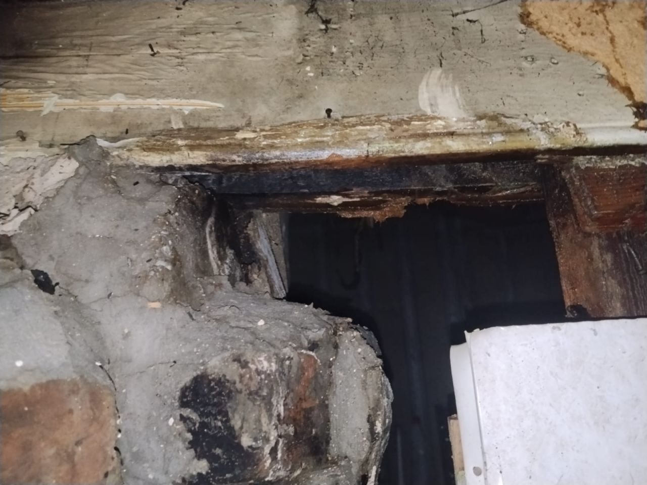 На выходных в Карпинске горел частный дом