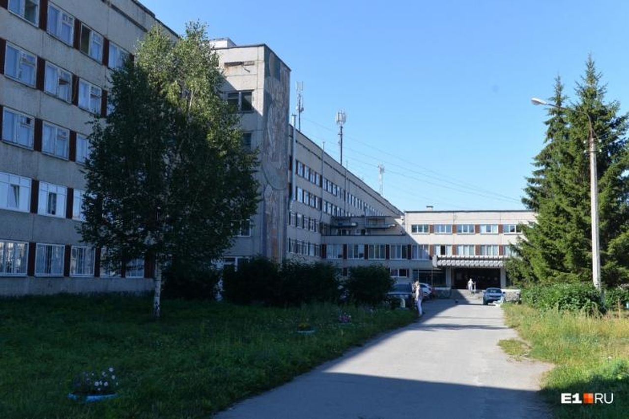 Пьяный мужчина в Нижнем Тагиле прострелил голову мальчику. Ребенка готовят к операции