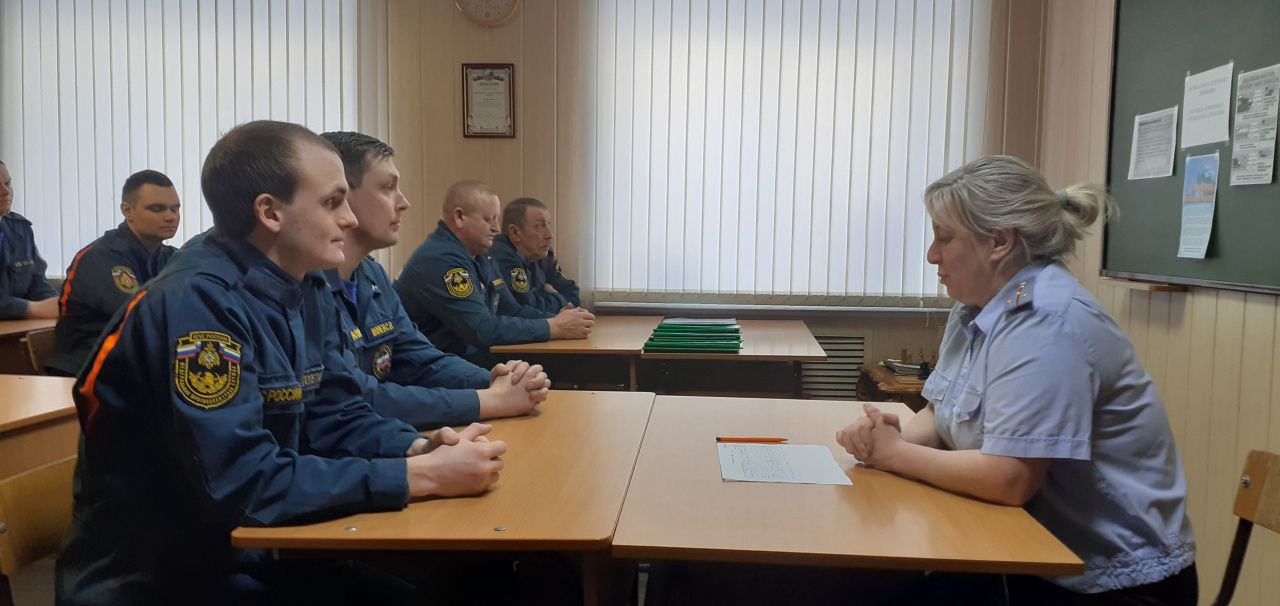 Карпинским пожарным напомнили о безопасности