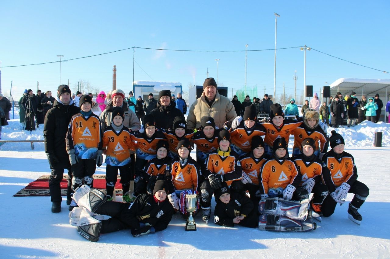 Самый молодой «Спутник» одержал победу на областных соревнованиях по хоккею с мячом