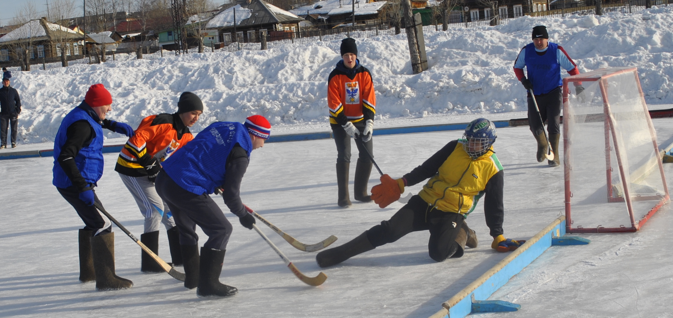 В Карпинске пройдет настоящий "хоккей на валенках"